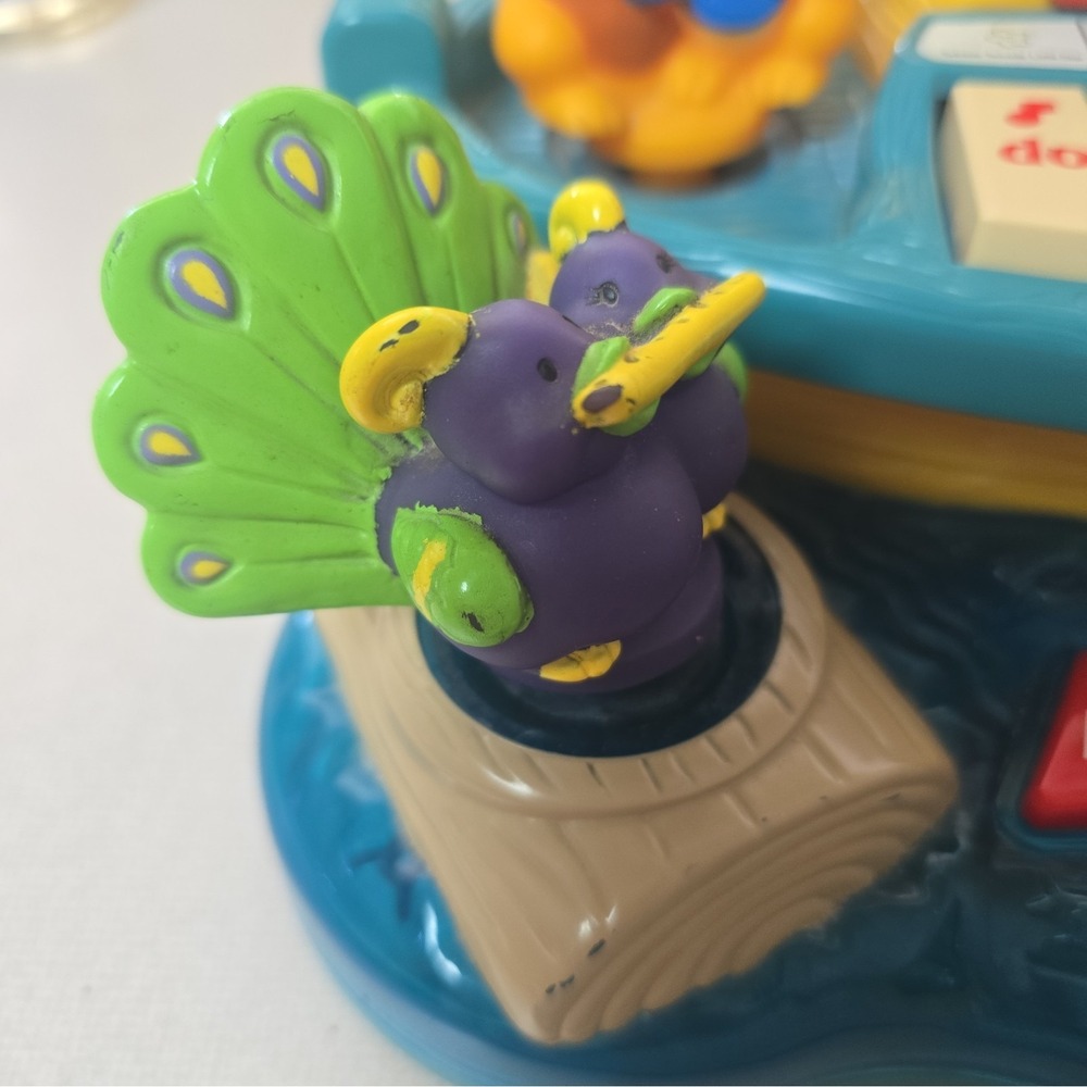 V-Tech-Little Smart-Land 'n Sea Jamboree-Music-Lights-Colors-Piano-Songs-ABCD - Picture 6 of 10